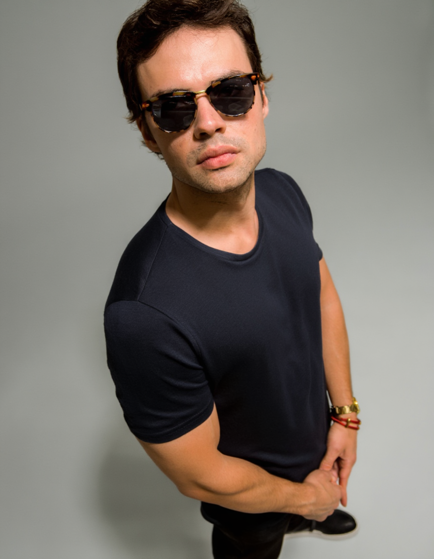 Vénir Men's Subtle Red String Adjustable Rope Bracelet - Minimalist Jewellery